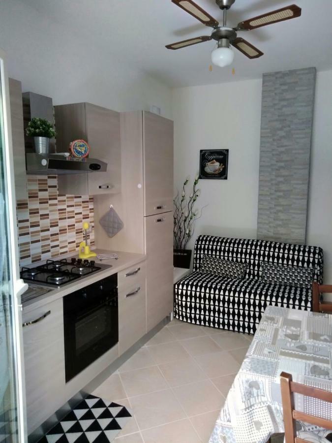 Holiday House Marlin Giardini Naxos Exteriör bild