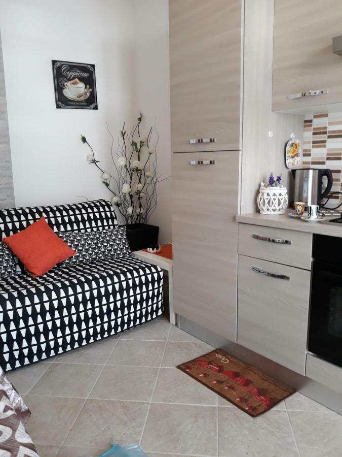 Holiday House Marlin Giardini Naxos Exteriör bild